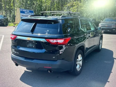 More photos of 2019 Chevrolet Traverse LT at CarFive Nashua, NH, NH