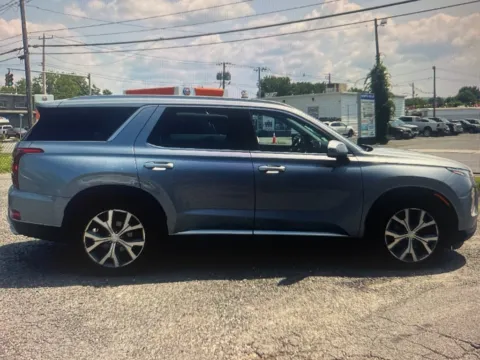 More photos of 2020 Hyundai Palisade SEL at CarFive Nashua, NH, NH