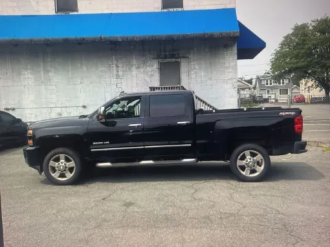 Photos of 2016 Chevrolet Silverado 2500HD LT for sale in Nashua, NH at CarFive Nashua, NH