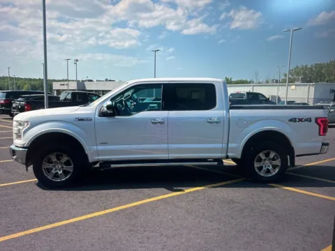 Photos of 2015 Ford F-150 Lariat for sale in Nashua, NH at CarFive Nashua, NH