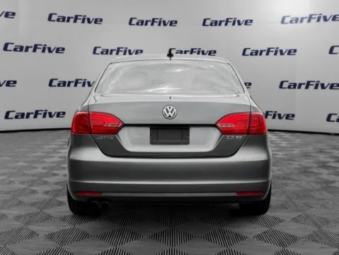 More photos of 2013 Volkswagen Jetta 2.5L SE at CarFive Nashua, NH, NH