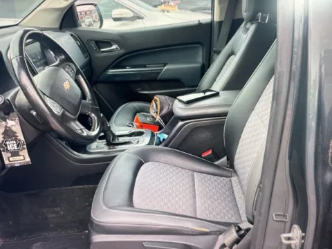 More photos of 2017 Chevrolet Colorado Z71 at CarFive Nashua, NH, NH