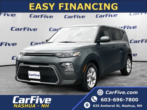 Gray 2022 Kia Soul LX for sale in Nashua, NH