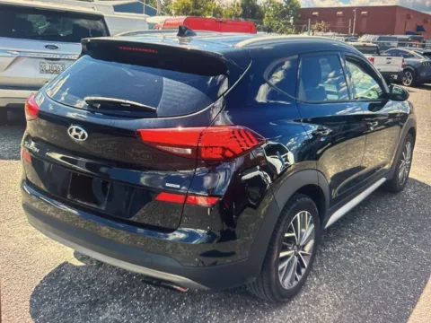 More photos of 2019 Hyundai Tucson SEL at CarFive Nashua, NH, NH