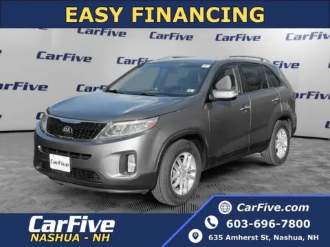 Silver 2015 Kia Sorento LX for sale in Nashua, NH