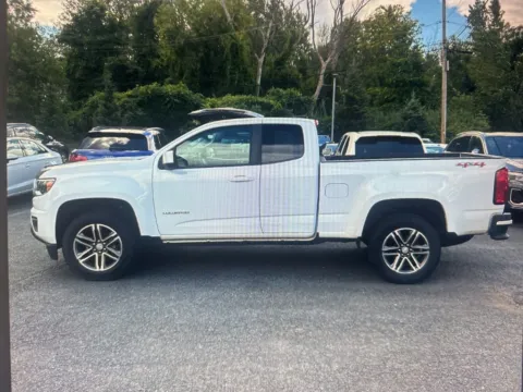 Photos of 2020 Chevrolet Colorado Work Truck for sale in Nashua, NH at CarFive Nashua, NH