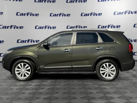 Photos of 2011 Kia Sorento EX for sale in Nashua, NH at CarFive Nashua, NH