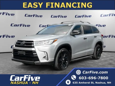 Silver 2018 Toyota Highlander XLE for sale in Nashua, NH