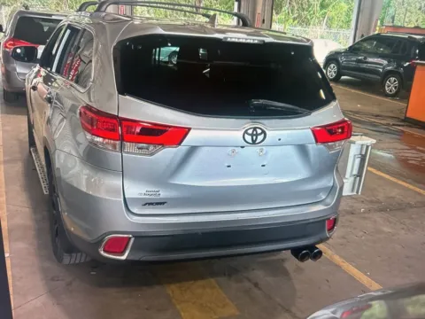 Another view of 2018 Toyota Highlander XLE for sale in Nashua, NH at CarFive Nashua, NH
