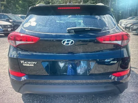 More photos of 2017 Hyundai Tucson SE Plus at CarFive Nashua, NH, NH