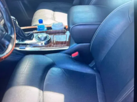 More photos of 2019 INFINITI QX80 LUXE at CarFive Nashua, NH, NH