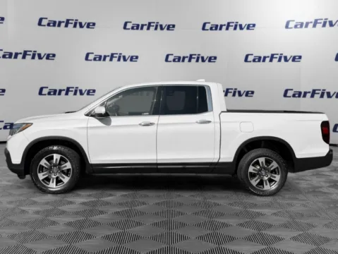 Photos of 2019 Honda Ridgeline RTL-E for sale in Nashua, NH at CarFive Nashua, NH