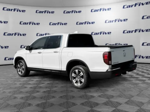 Another view of 2019 Honda Ridgeline RTL-E for sale in Nashua, NH at CarFive Nashua, NH