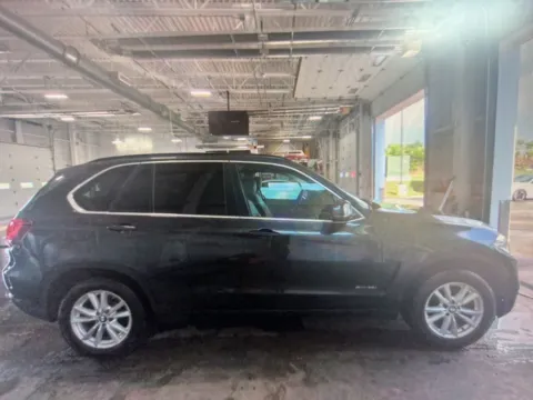 More photos of 2015 BMW X5 xDrive35i at CarFive Nashua, NH, NH