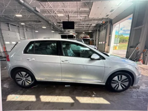 More photos of 2015 Volkswagen e-Golf SEL Premium at CarFive Nashua, NH, NH