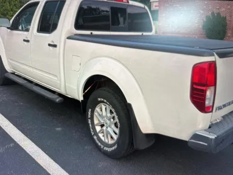 More photos of 2016 Nissan Frontier SV at CarFive Nashua, NH, NH