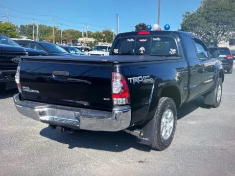 More photos of 2015 Toyota Tacoma at CarFive Nashua, NH, NH