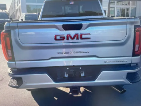 More photos of 2020 GMC Sierra 2500HD Denali at CarFive Nashua, NH, NH