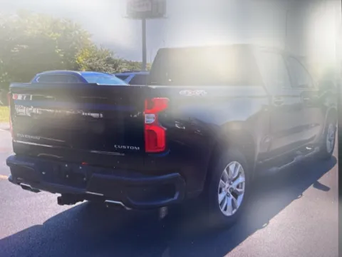 More photos of 2020 Chevrolet Silverado 1500 Custom at CarFive Nashua, NH, NH