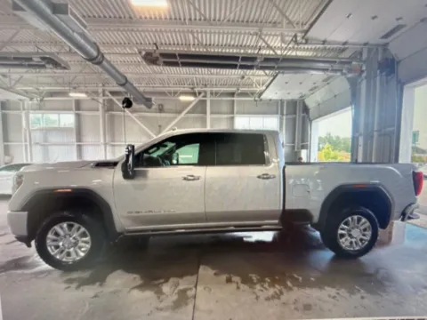 Photos of 2022 GMC Sierra 2500HD Denali for sale in Nashua, NH at CarFive Nashua, NH