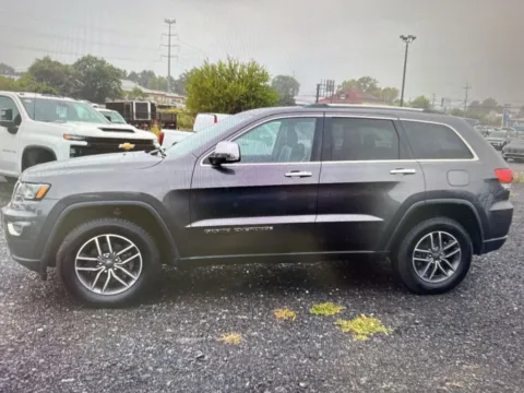 Photos of 2019 Jeep Grand Cherokee Limited for sale in Nashua, NH at CarFive Nashua, NH