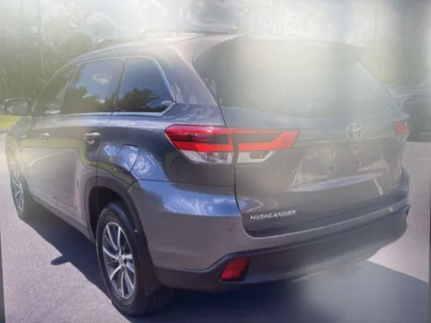 Another view of 2019 Toyota Highlander Hybrid XLE for sale in Nashua, NH at CarFive Nashua, NH