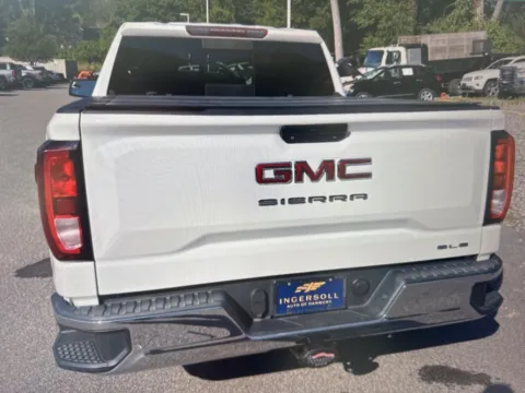 More photos of 2019 GMC Sierra 1500 SLE at CarFive Nashua, NH, NH