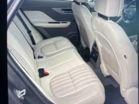 More photos of 2019 Jaguar F-PACE 30t Portfolio at CarFive Nashua, NH, NH