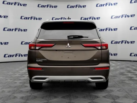 More photos of 2022 Mitsubishi Outlander SEL at CarFive Nashua, NH, NH