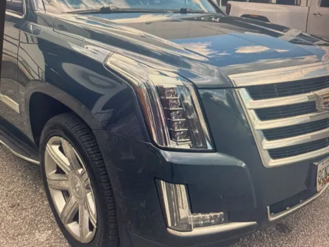 More photos of 2020 Cadillac Escalade ESV Luxury at CarFive Nashua, NH, NH