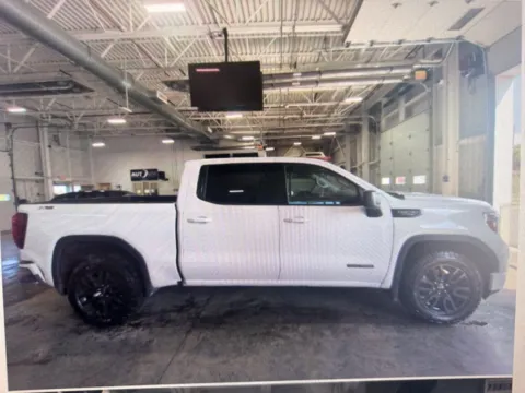 More photos of 2020 GMC Sierra 1500 Elevation at CarFive Nashua, NH, NH