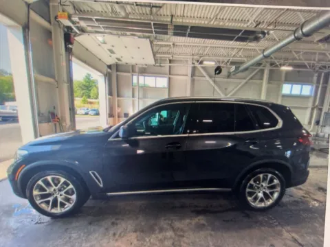 Photos of 2023 BMW X5 xDrive40i for sale in Nashua, NH at CarFive Nashua, NH