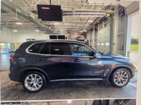More photos of 2023 BMW X5 xDrive40i at CarFive Nashua, NH, NH