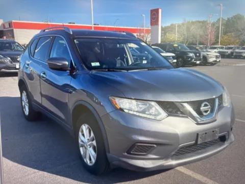 More photos of 2015 Nissan Rogue SV at CarFive Nashua, NH, NH