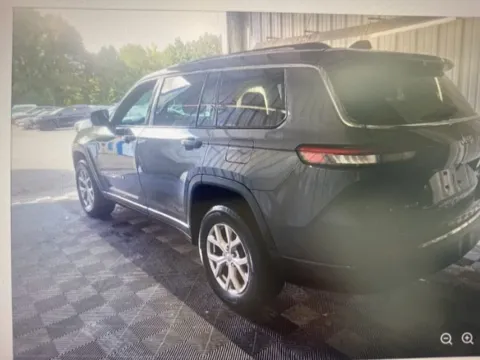 Photos of 2022 Jeep Grand Cherokee L Limited for sale in Nashua, NH at CarFive Nashua, NH