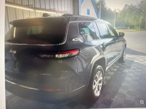 More photos of 2022 Jeep Grand Cherokee L Limited at CarFive Nashua, NH, NH