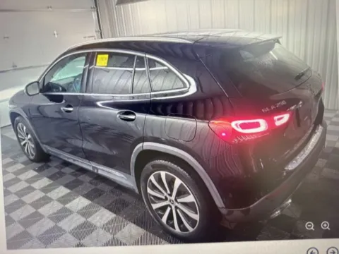 Photos of 2021 Mercedes-Benz GLA 250 for sale in Nashua, NH at CarFive Nashua, NH