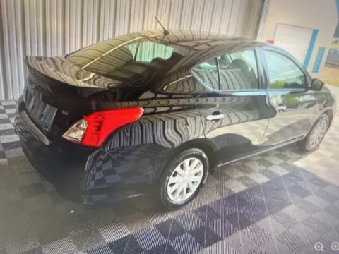 More photos of 2019 Nissan Versa 1.6 SV at CarFive Nashua, NH, NH