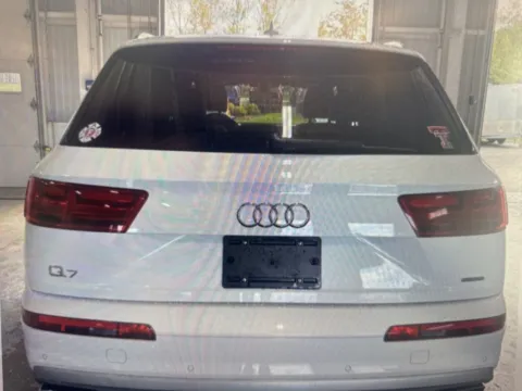 Another view of 2018 Audi Q7 2.0T Premium Plus for sale in Nashua, NH at CarFive Nashua, NH