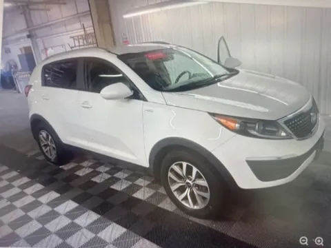 More photos of 2016 Kia Sportage LX at CarFive Nashua, NH, NH