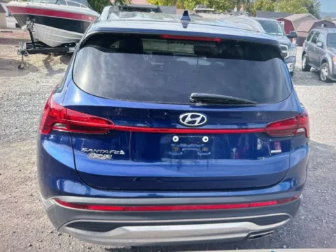 More photos of 2022 Hyundai Santa Fe SEL at CarFive Nashua, NH, NH