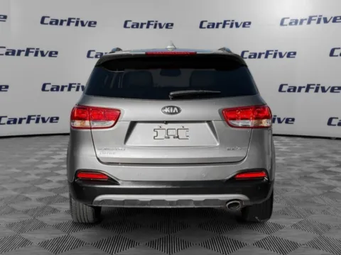 More photos of 2016 Kia Sorento EX at CarFive Nashua, NH, NH