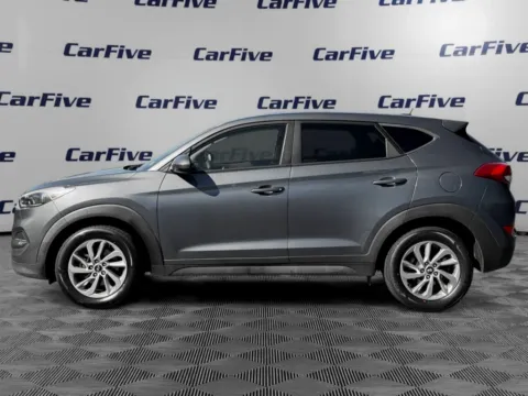 Photos of 2016 Hyundai Tucson SE for sale in Nashua, NH at CarFive Nashua, NH