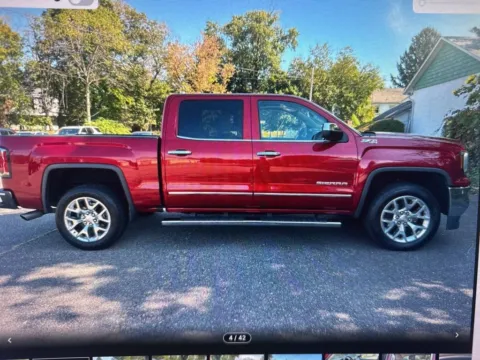 More photos of 2018 GMC Sierra 1500 SLT at CarFive Nashua, NH, NH