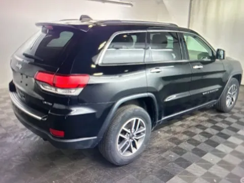 More photos of 2021 Jeep Grand Cherokee Limited at CarFive Nashua, NH, NH