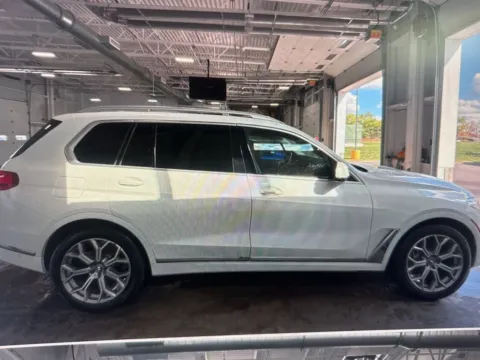 More photos of 2020 BMW X7 xDrive40i at CarFive Nashua, NH, NH