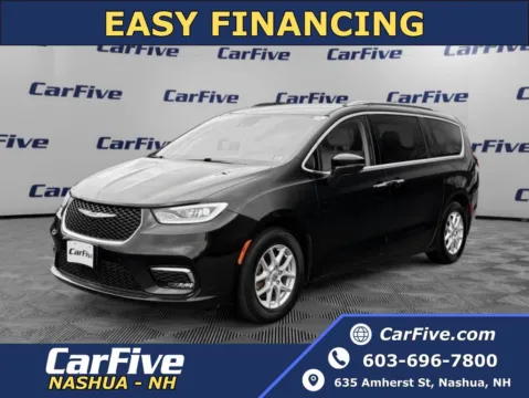 Black 2021 Chrysler Pacifica Touring L for sale in Nashua, NH