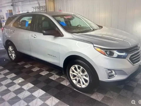 More photos of 2018 Chevrolet Equinox LS at CarFive Nashua, NH, NH