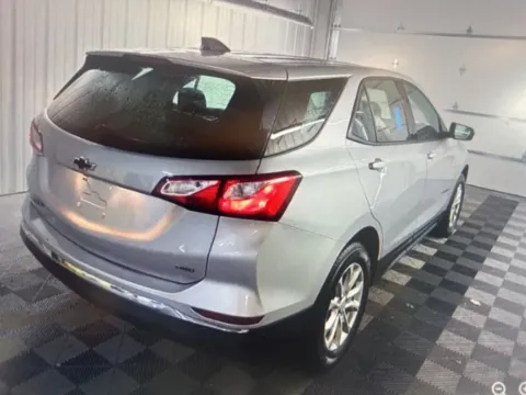 More photos of 2018 Chevrolet Equinox LS at CarFive Nashua, NH, NH