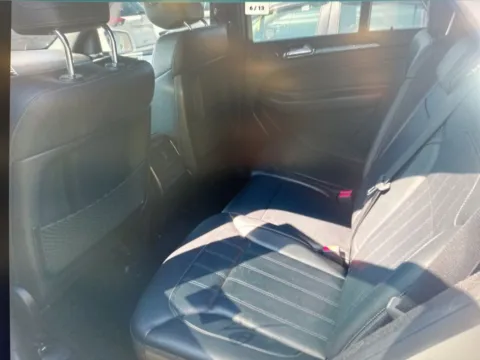 More photos of 2018 Mercedes-Benz GLE 350 at CarFive Nashua, NH, NH